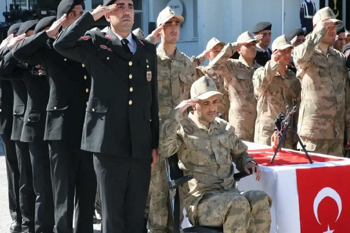 Engelliler Bir Günlüğüne Asker Oldu