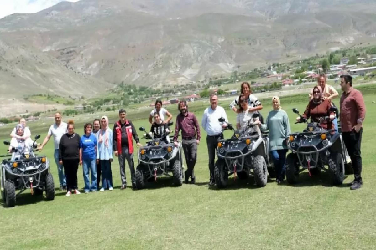Engelliler Haftası’nda Yamaç Paraşütü ve ATV Eğlencesi
