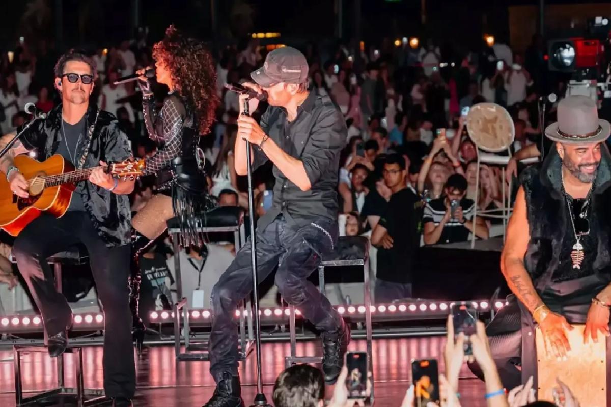 Enrique Iglesias’tan Türkiye’ye duygusal mesaj: Ezan sesini özledim
