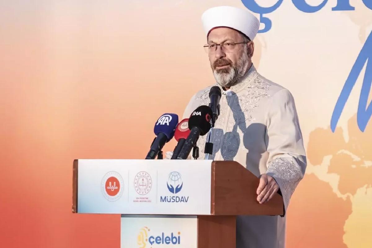 Erbaş’tan Gençlere İslam Mesajı