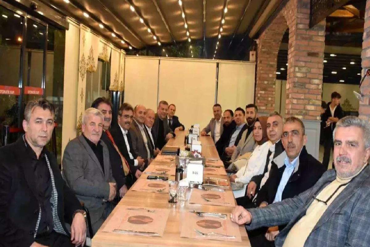 Erenler Belediye Başkanı Dinç’ten Hacıoğlu Mahallesi Muhtarlık Seçimi Yorumları