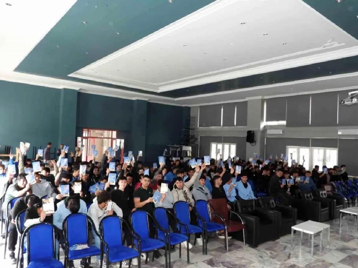 Erzincan’da ‘Gençlik ve Güvenli Gelecek’ Projesi
