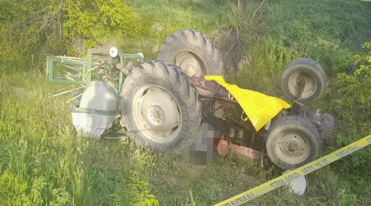 Erzincan’da Traktör Devrildi, Sürücü Hayatını Kaybetti