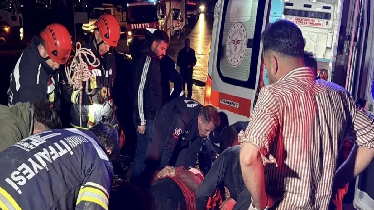 Erzurum’da Araç Dereye Yuvarlandı, 3 Yaralı