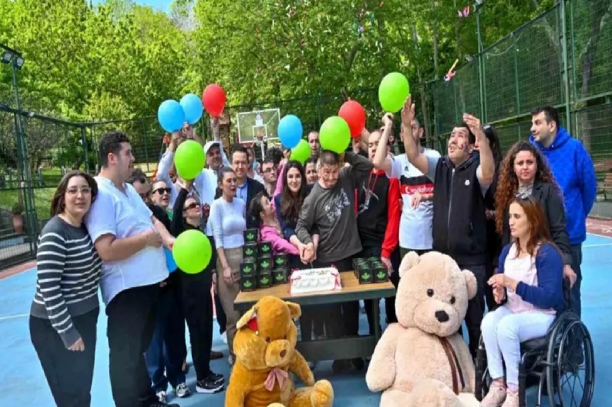 Esenyurt’ta Menekşe Engelsiz Kafe Açıldı