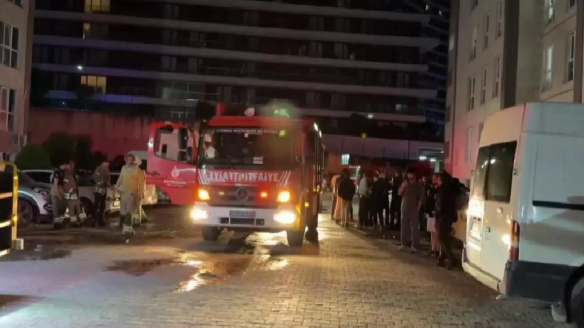 Esenyurt’ta Yangın: Kadın 8. Kattan Atlarken Yaralandı