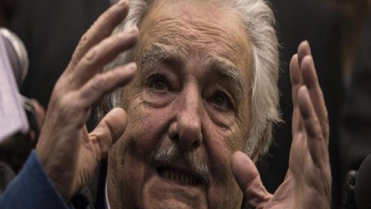 Eski Uruguay Devlet Başkanı Jose Mujica hayatını kaybetti