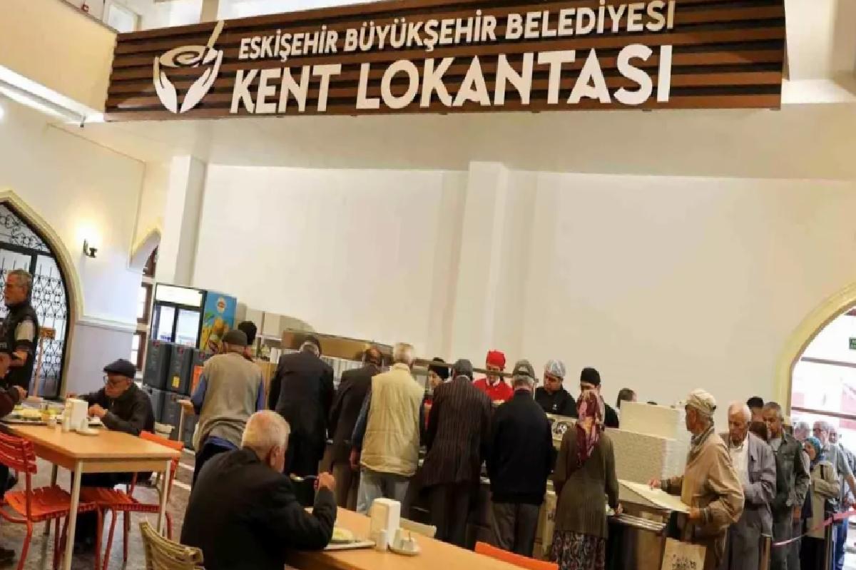 Eskişehir Belediyesi’nden ‘Askıda Yemek’ Uygulaması İle Dayanışma Örneği
