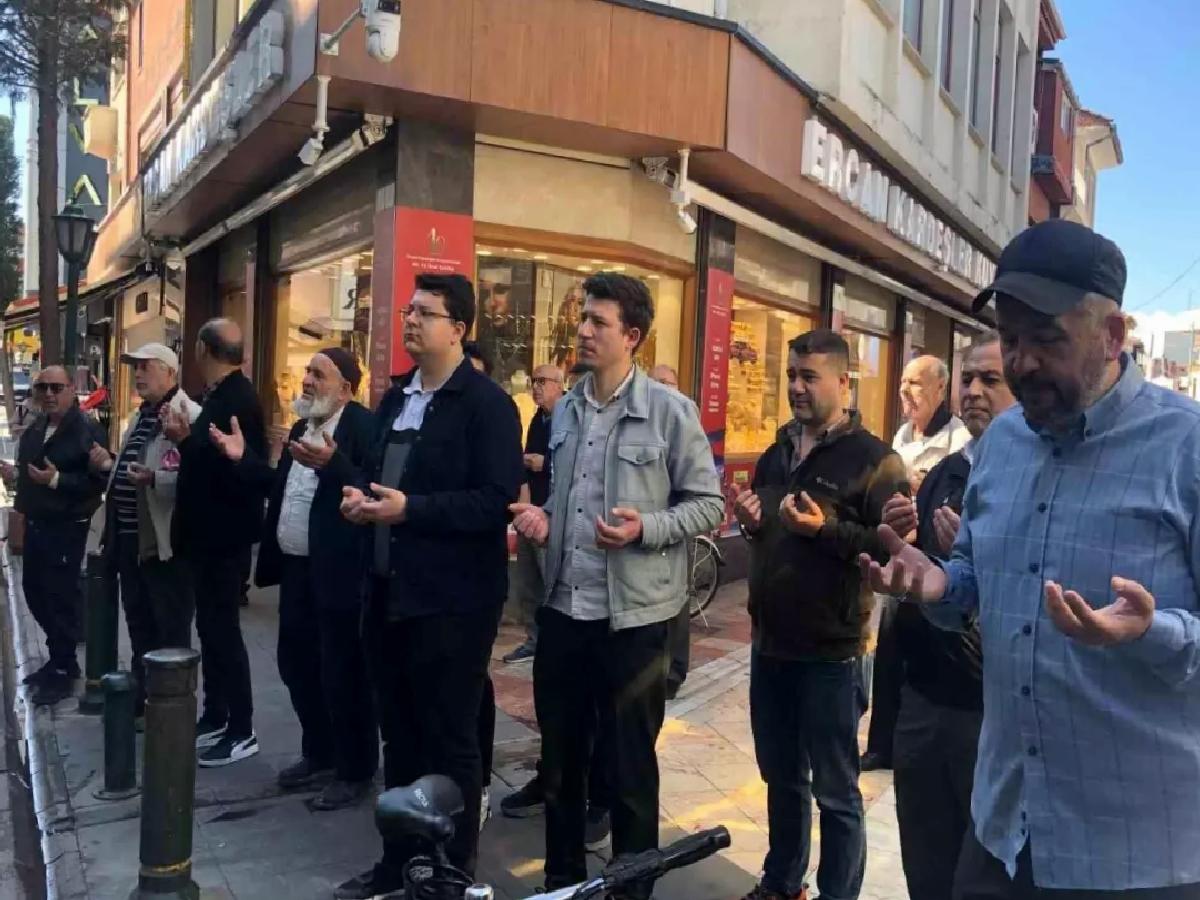 Eskişehir’de Esnaf Bereket Duası Geleneği