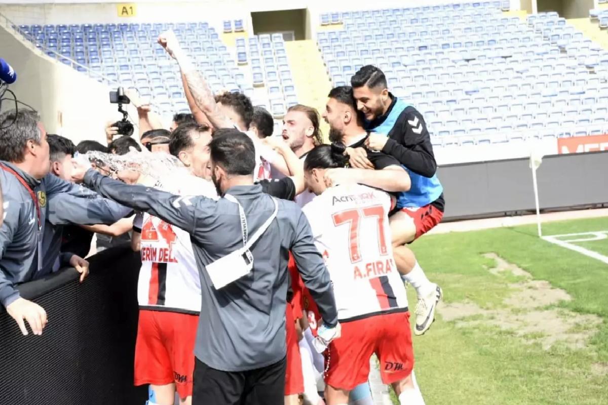 Eskişehirspor 3. Lig’e Yükseldi