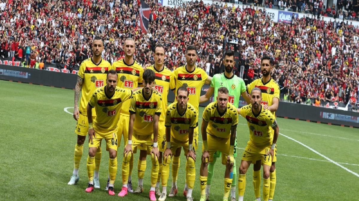Eskişehirspor, 3. Lig’e yükseldi