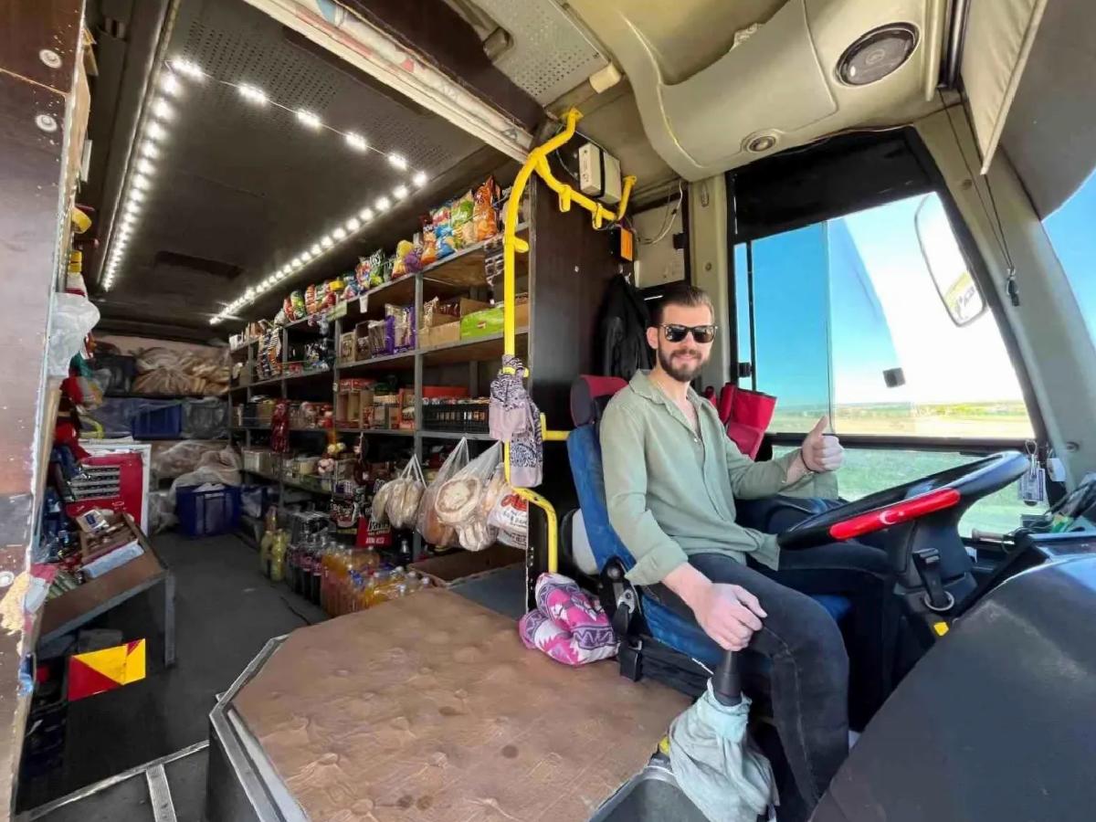 Esnaf Gör, Seyyar Marketiyle 40 Köye Hizmet Veriyor