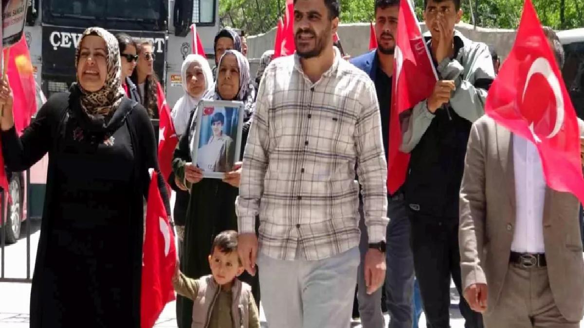 Evlatlarına Kavuşmak için Mücadele Eden Aileler Eylemlerine Devam Ediyor