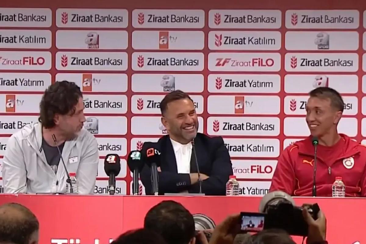 Fatih Tekke ile Muslera arasında Türkçe diyalog