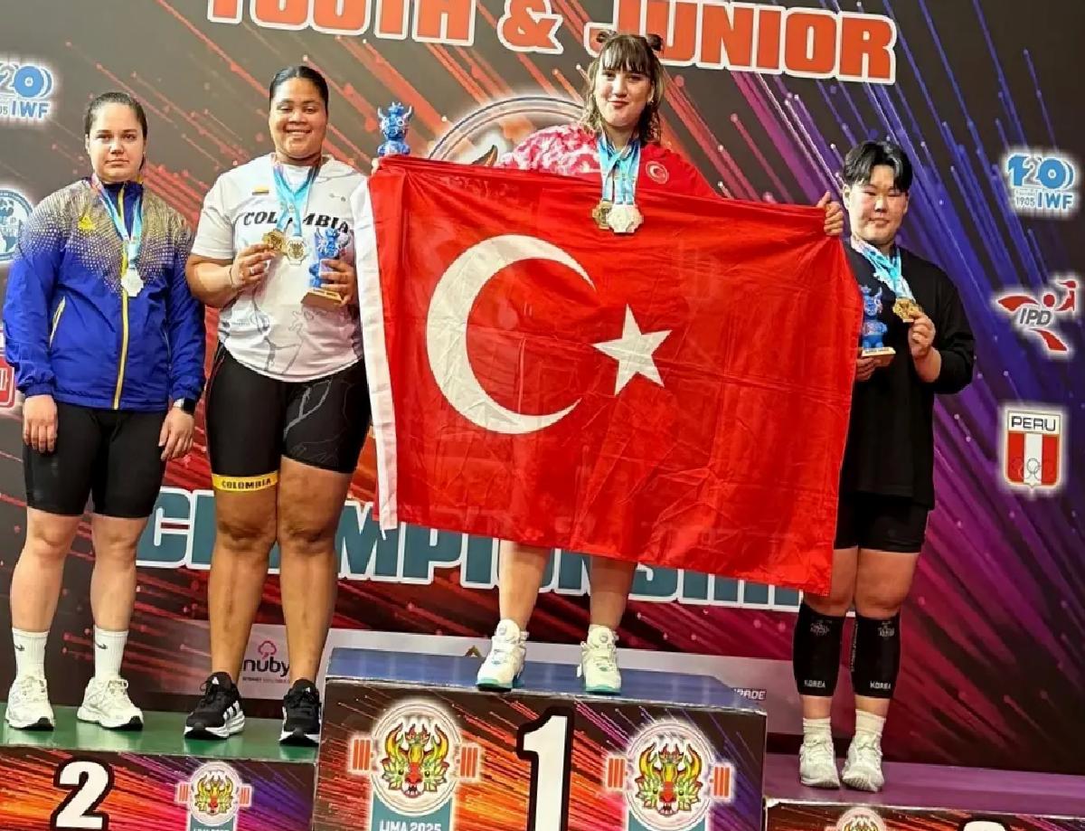 Fatmagül Çevik Dünyada Şampiyon!