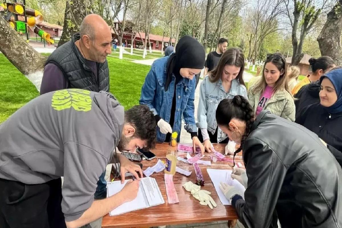 Fen Bilgisi Öğrencilerinden Açık Laboratuvar Etkinliği
