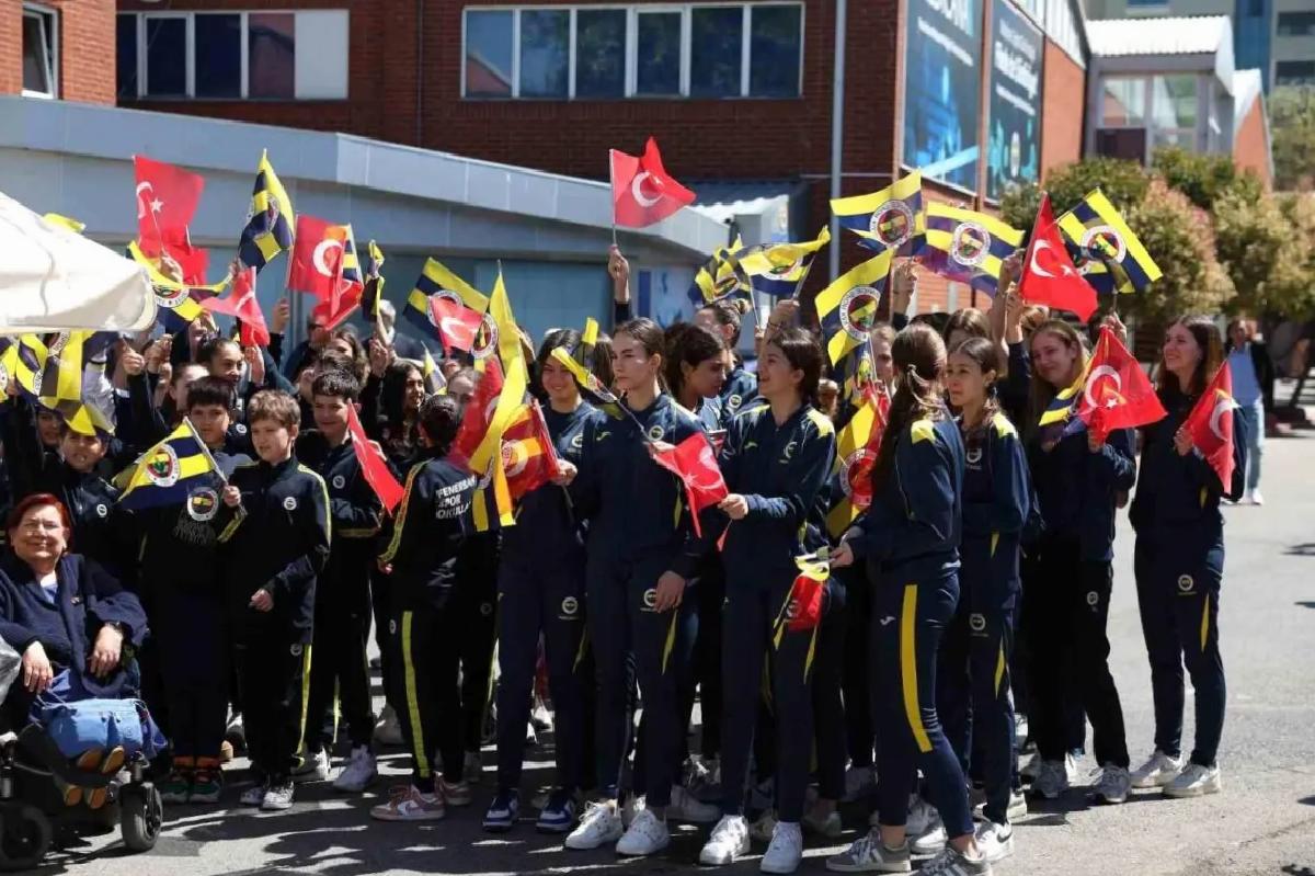 Fenerbahçe 118. Yaşını Kutladı