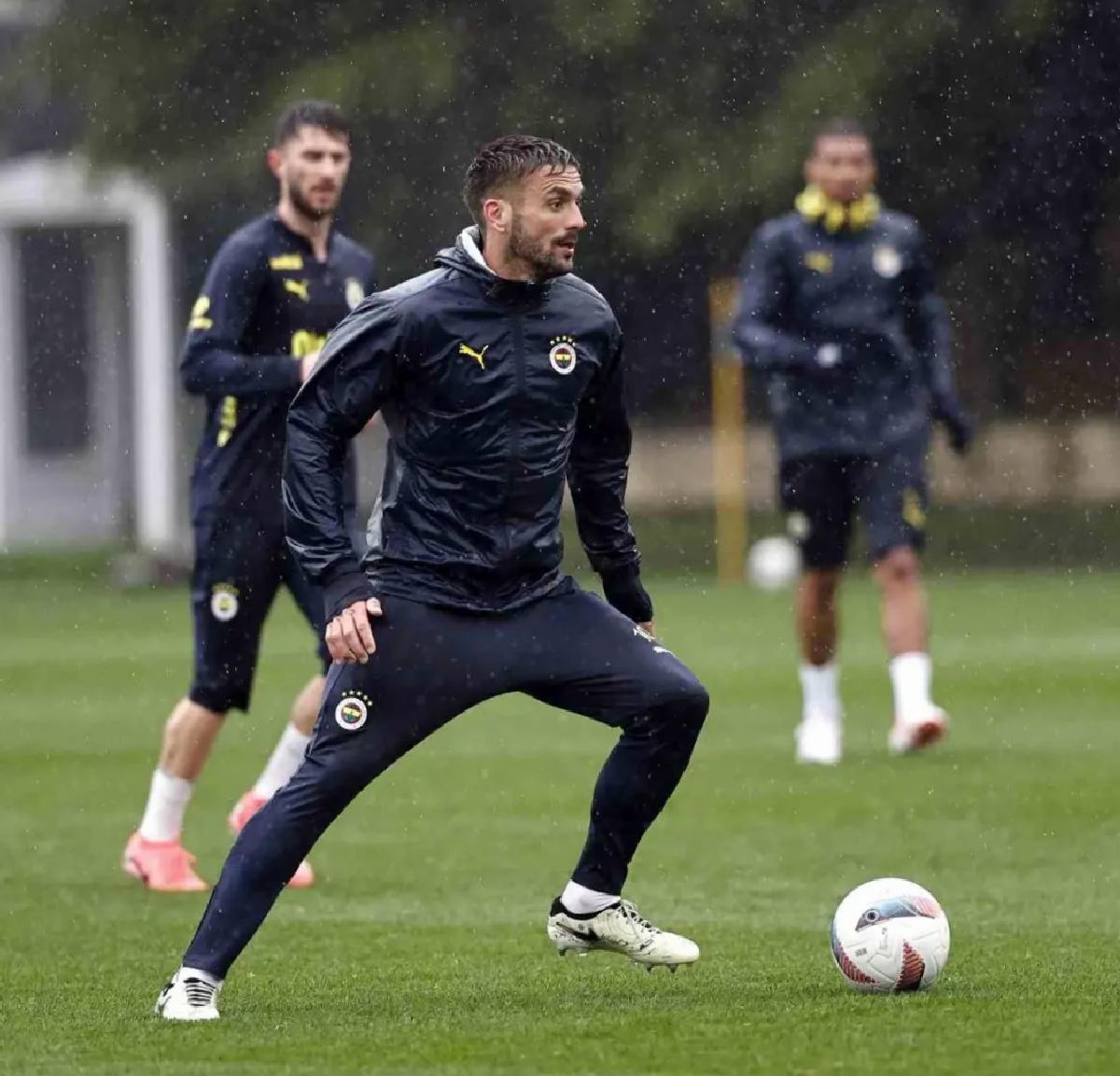 Fenerbahçe Beşiktaş Derbisi için Hazırlanıyor