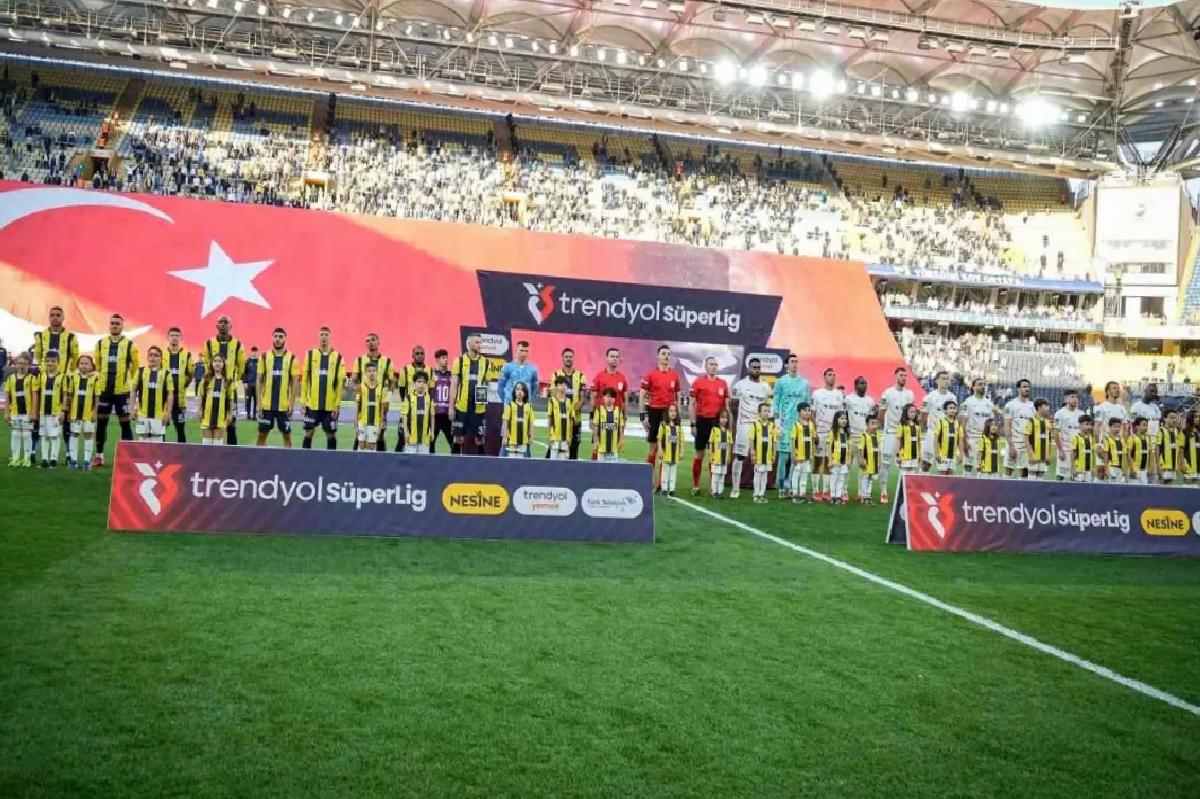 Fenerbahçe – Eyüpspor Maçı Başladı