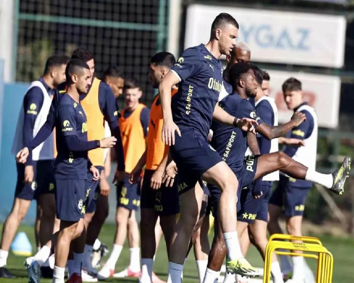 Fenerbahçe Eyüpspor’a Hazırlanıyor