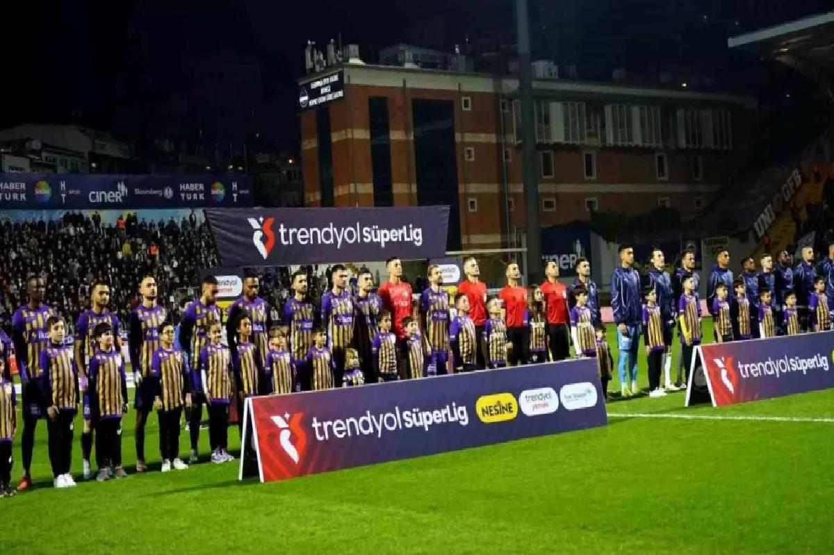 Fenerbahçe, Eyüpspor’u Ağırlıyor