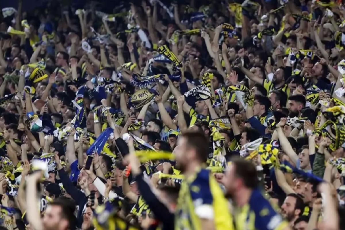 Fenerbahçe’nin yıldızına Avrupa’dan sürpriz talip
