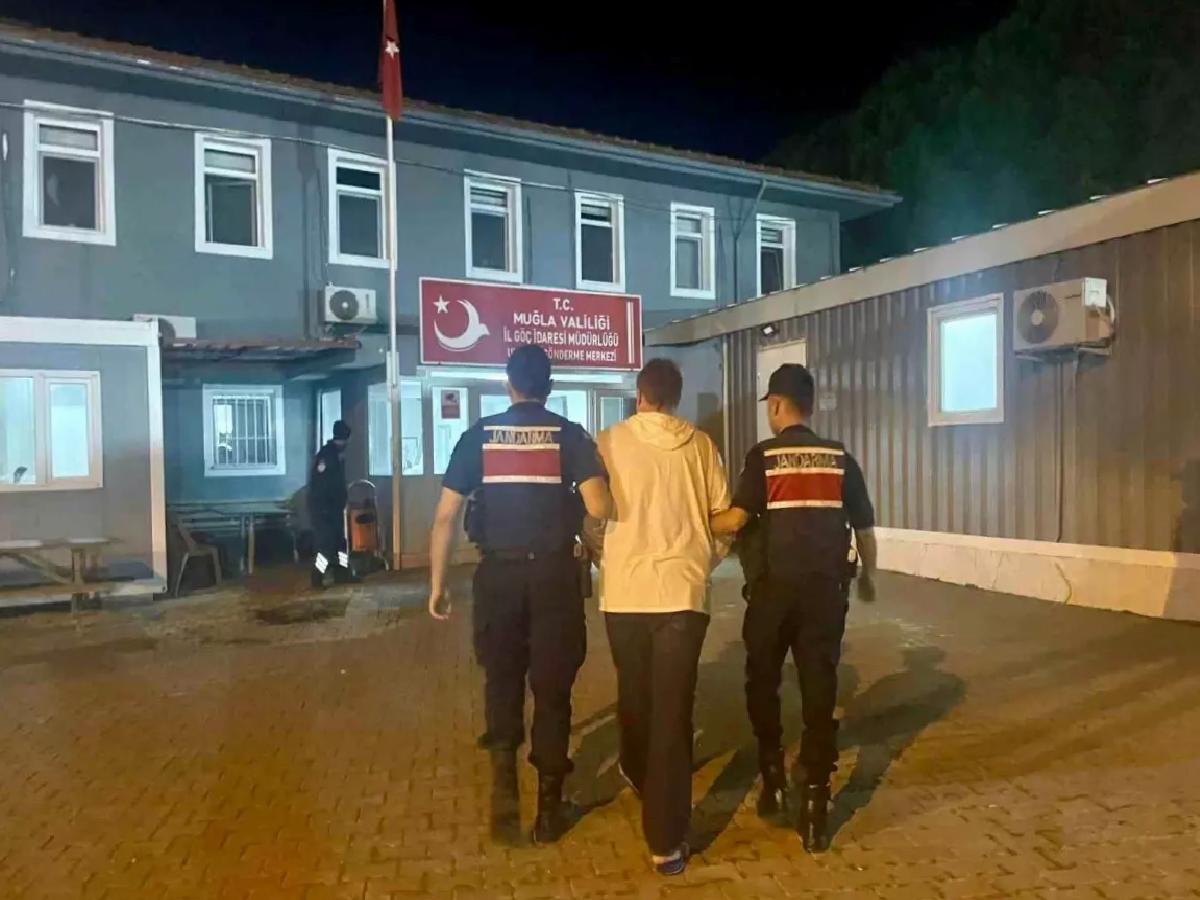 Fethiye’de Uluslararası Aranan Şahıs Yakalandı