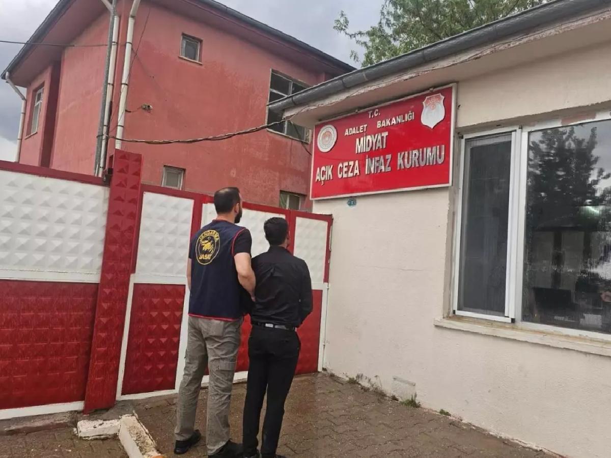 Firari Hükümlü Düğünde Yakalandı