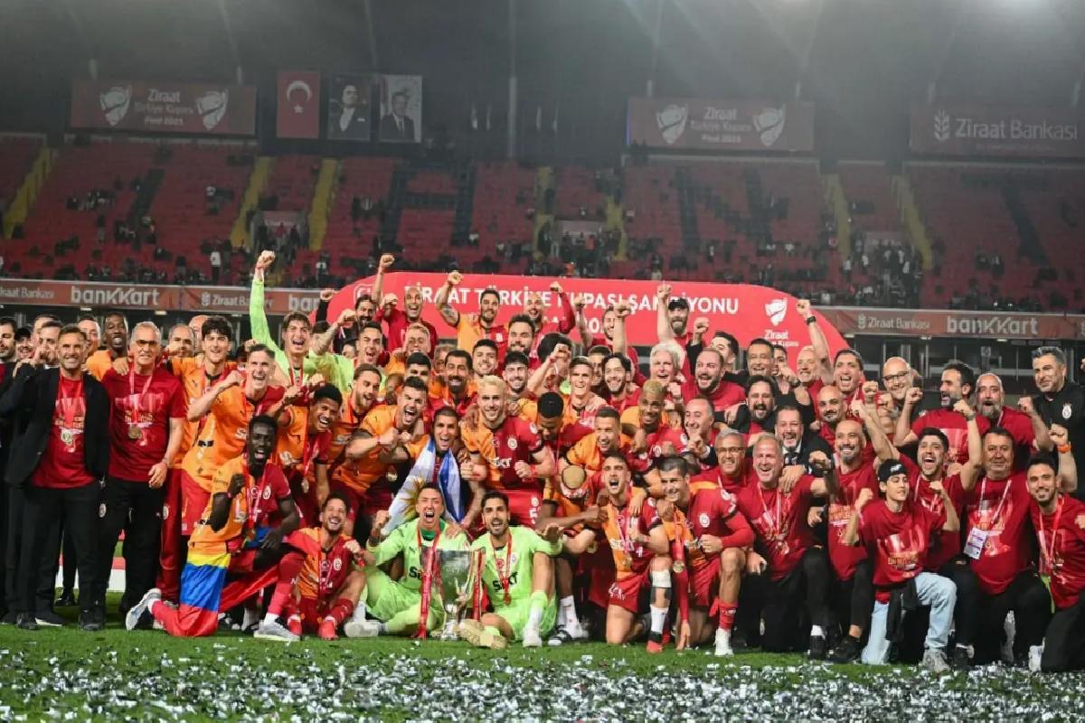 Futbolcular bayram edecek! Türkiye Kupası’nda şampiyon olan Galatasaray’a çılgın prim