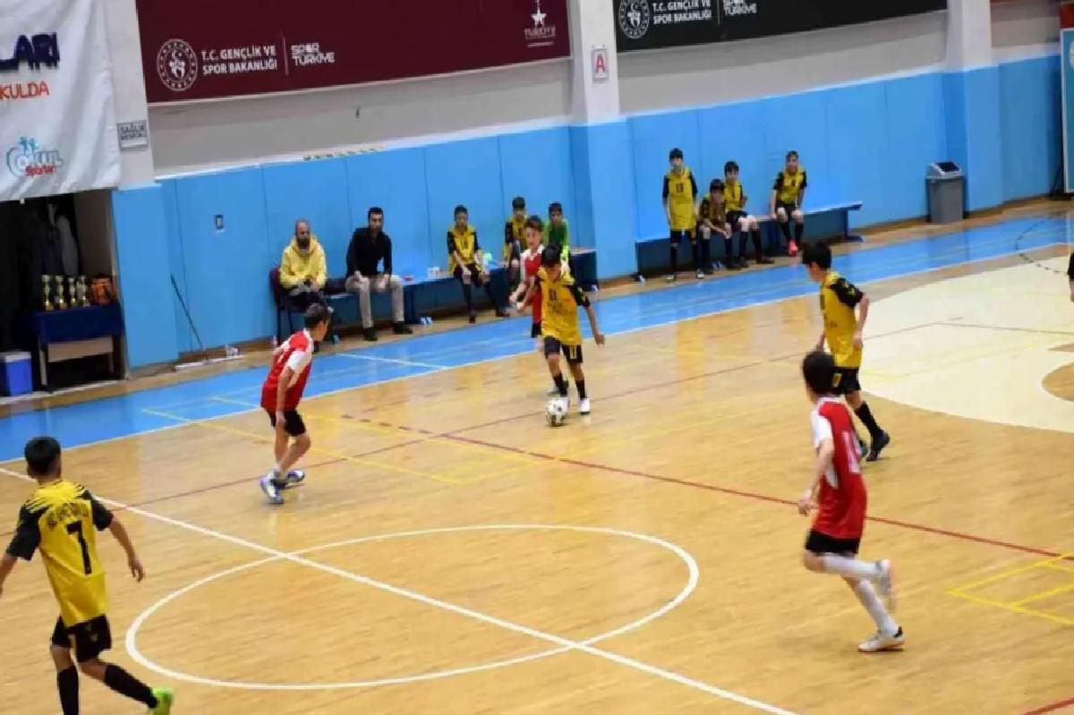 Futsal Müsabakaları Afyonkarahisar’da Tamamlandı