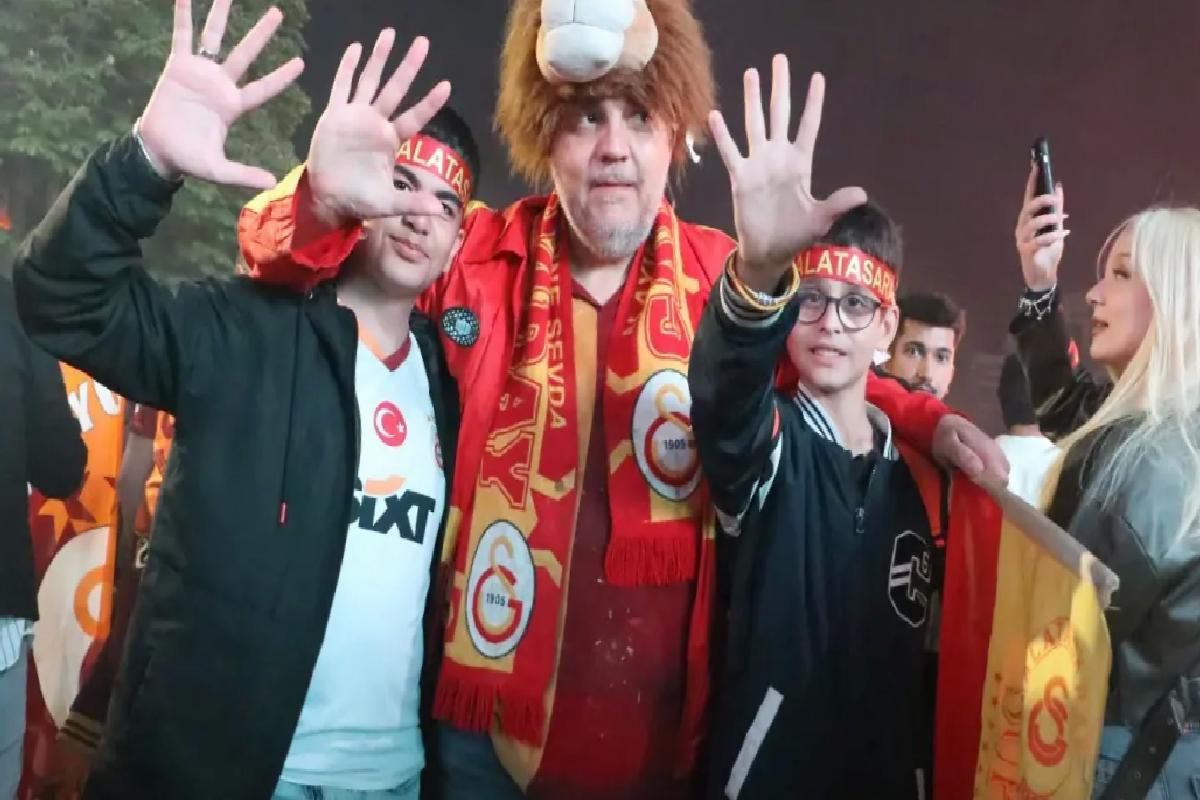 Galatasaray 25. Şampiyonluğunu Coşkuyla Kutladı