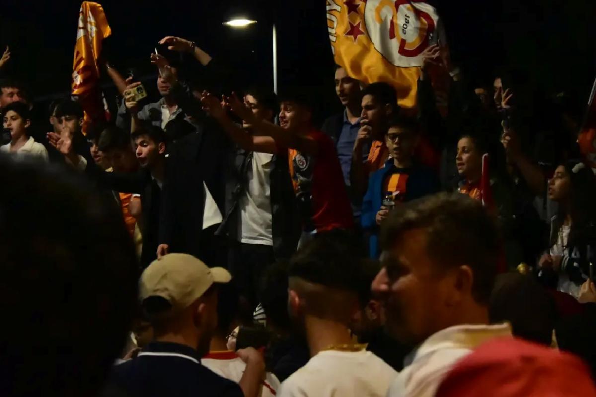 Galatasaray 25. Şampiyonluğunu İlan Etti