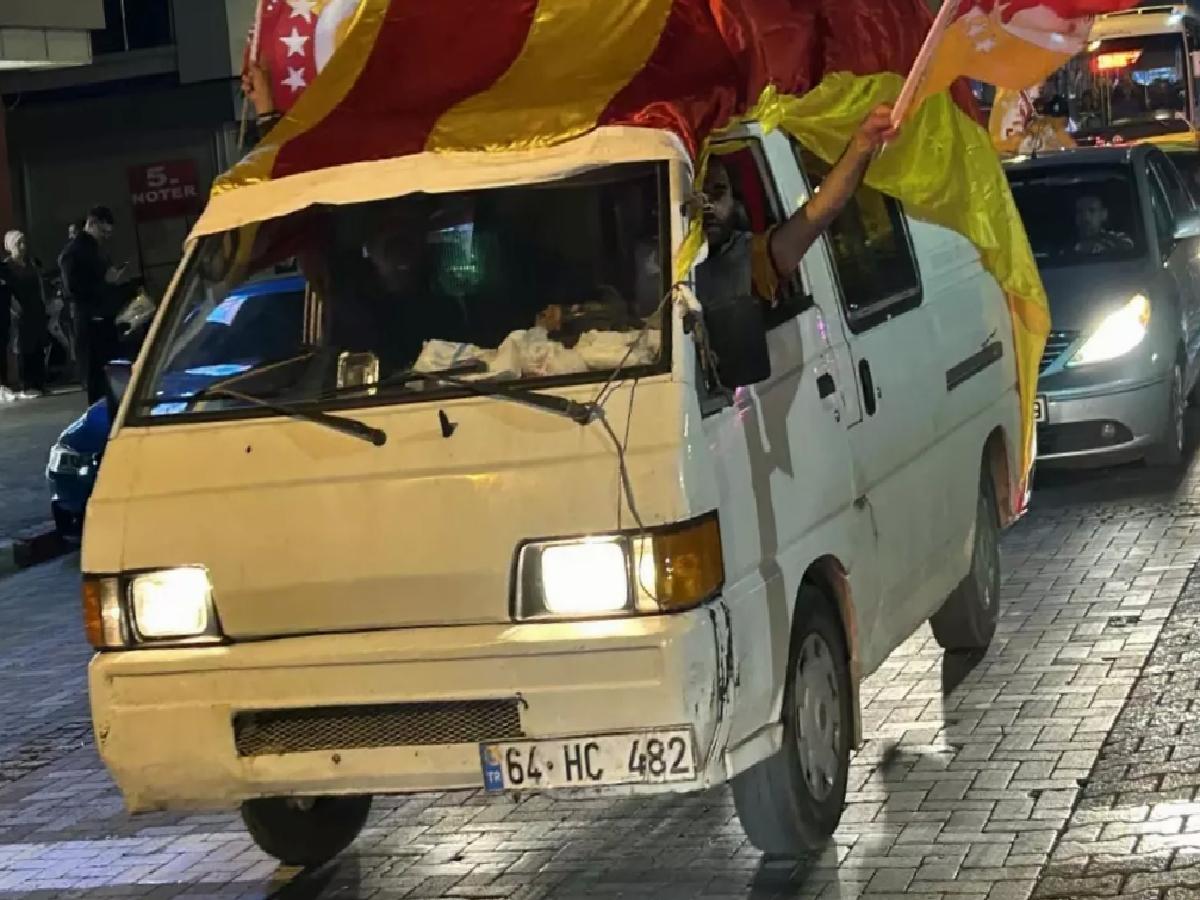 Galatasaray 25. Şampiyonluğunu Uşak’ta Coşkuyla Kutladı