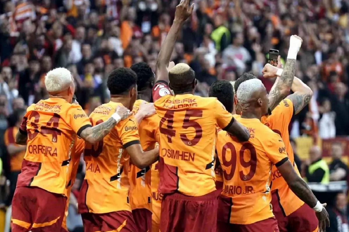 Galatasaray 3. Şampiyonluğunu İlan Etti