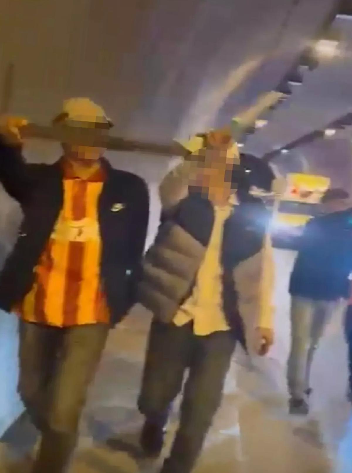 Galatasaray Kutlamasında Bıçaklı İki Genç Serbest