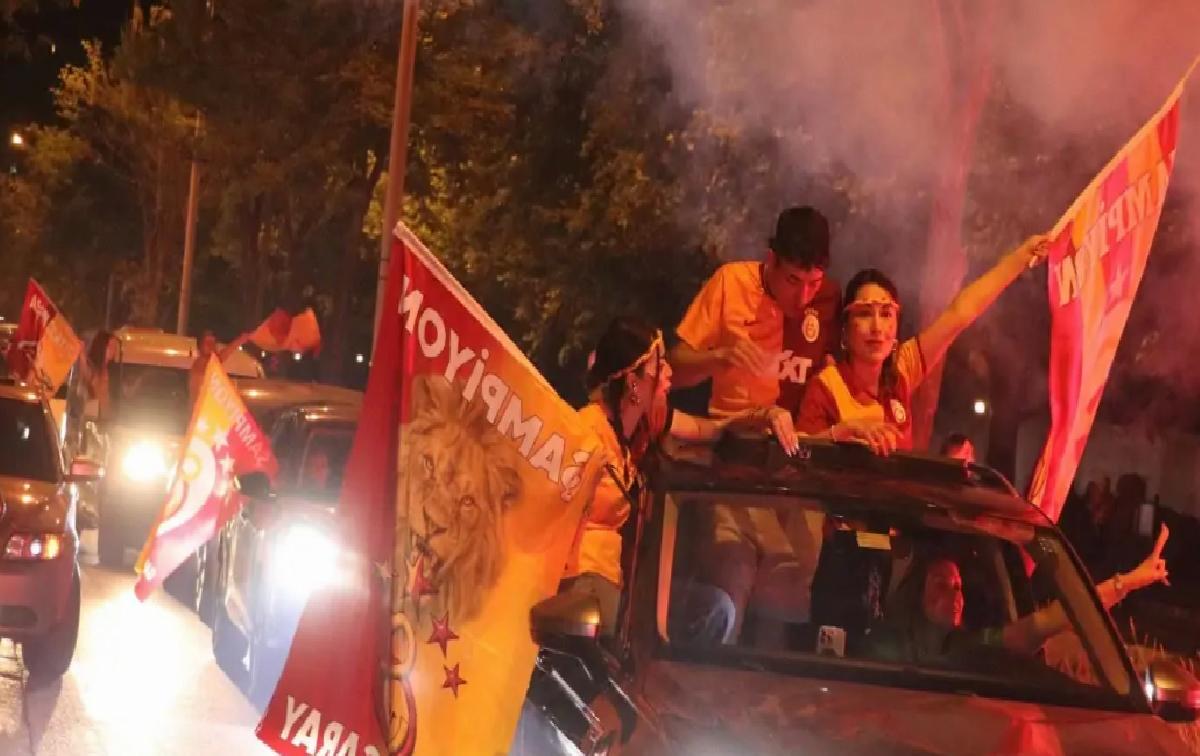 Galatasaray Şampiyonluğunu İlan Etti