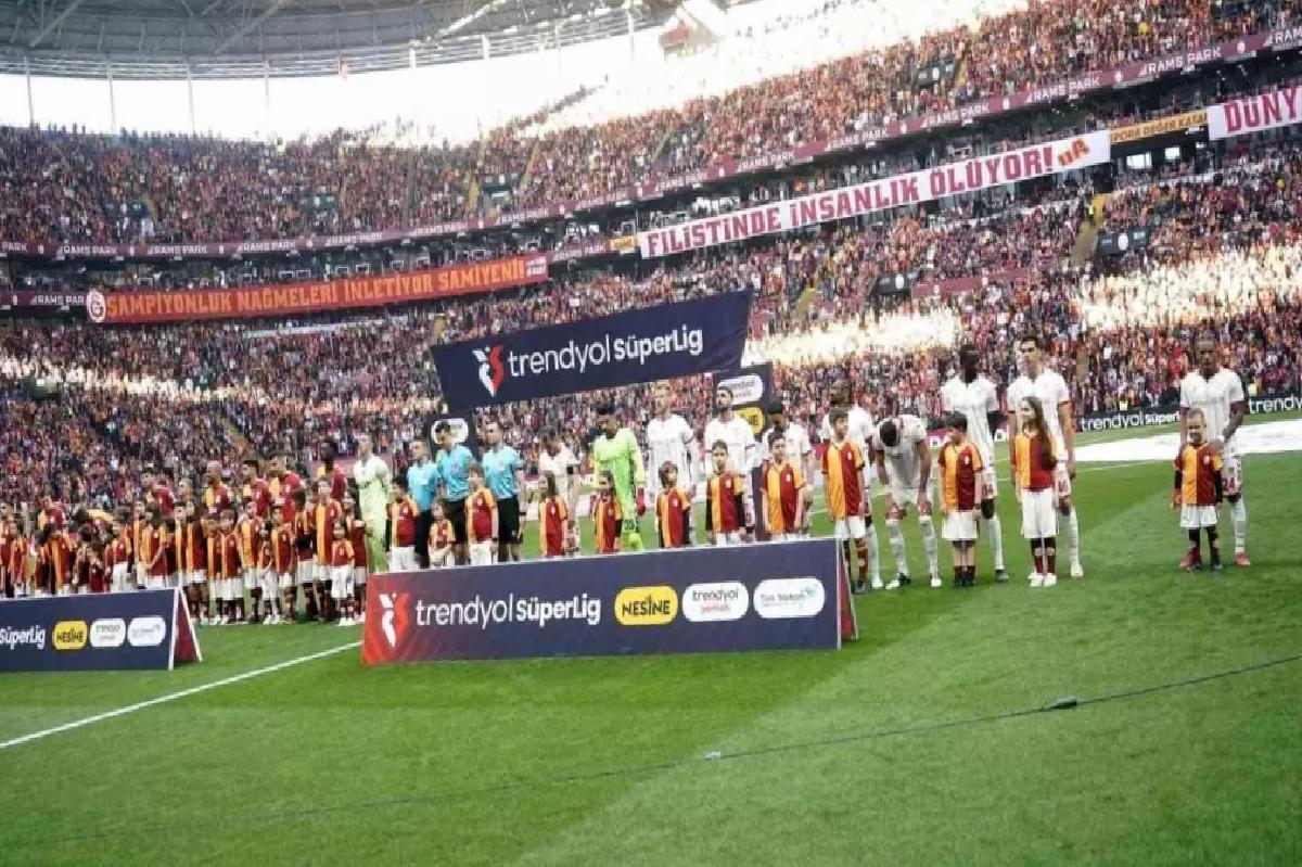 Galatasaray – Sivasspor Maçında 2-0 Üstünlük