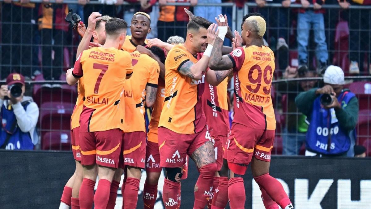 Galatasaray, Süper Lig’de sahasındaki yenilmezliğini sürdürdü