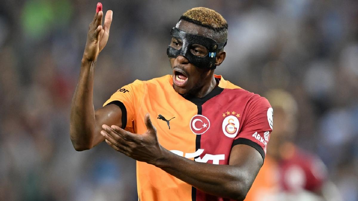 Galatasaray taraftarı: Bizimle kal Osimhen