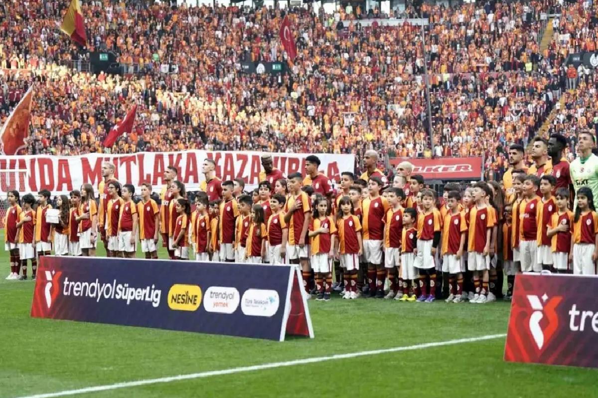 Galatasaray’da Kadro Değişikliği