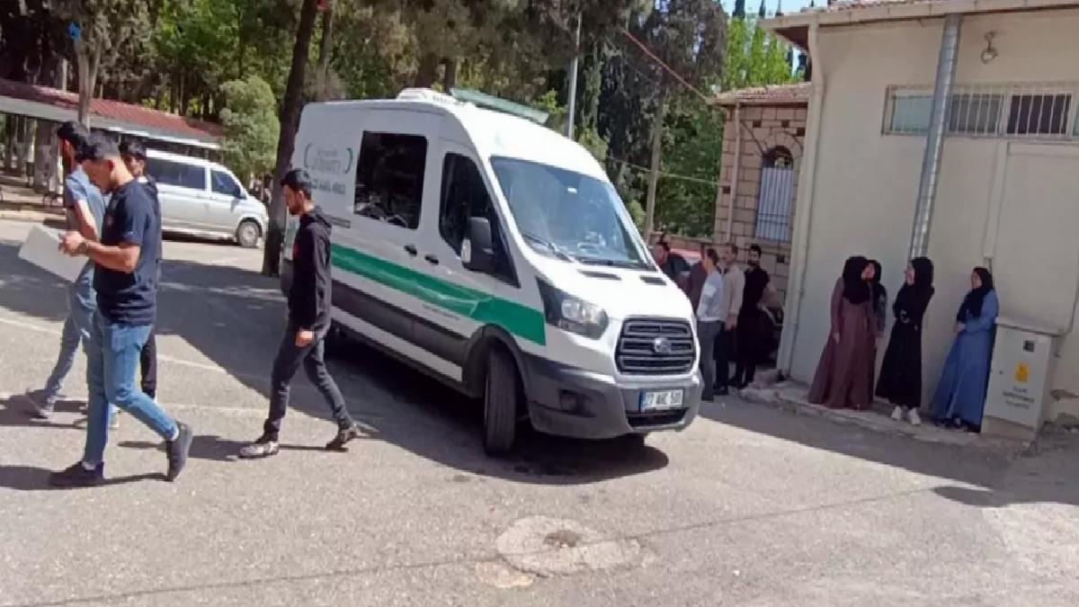 Gaziantep’te Bebek Araç Altında Kaldı