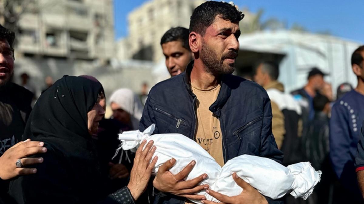 Gazze’de can kaybı sayısı 52 bin 635’e yükseldi