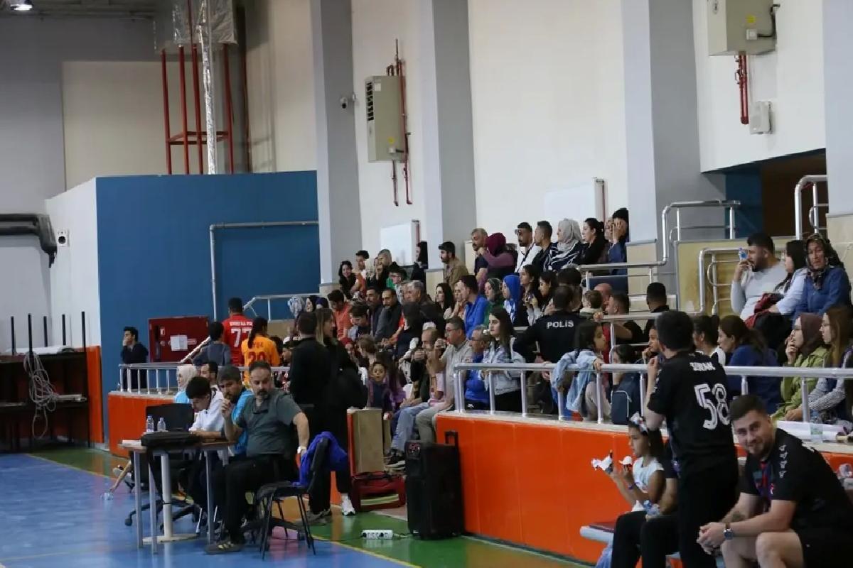 Gemerek’te Kurumlar Arası Voleybol Turnuvası