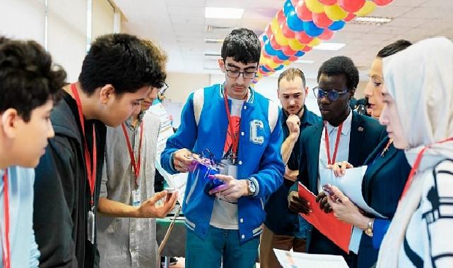 Genç Zihinlerden Büyük Fikirler: DENEYAP Final Sergisi Yapıldı