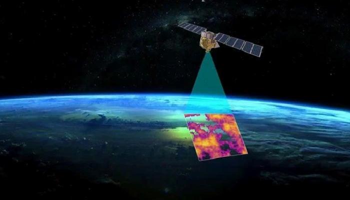 Google FireSat, yörüngedeki uyduları kullanarak orman yangınlarını büyümeden tespit edecek