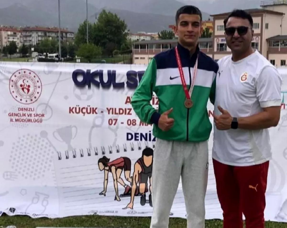 Görkem Efe Tan Türkiye Üçüncüsü