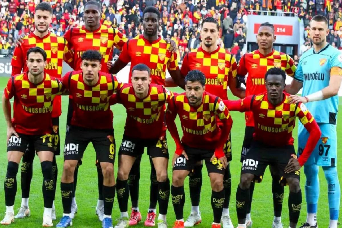 Göztepe İç Sahada Üçüncü Sırada