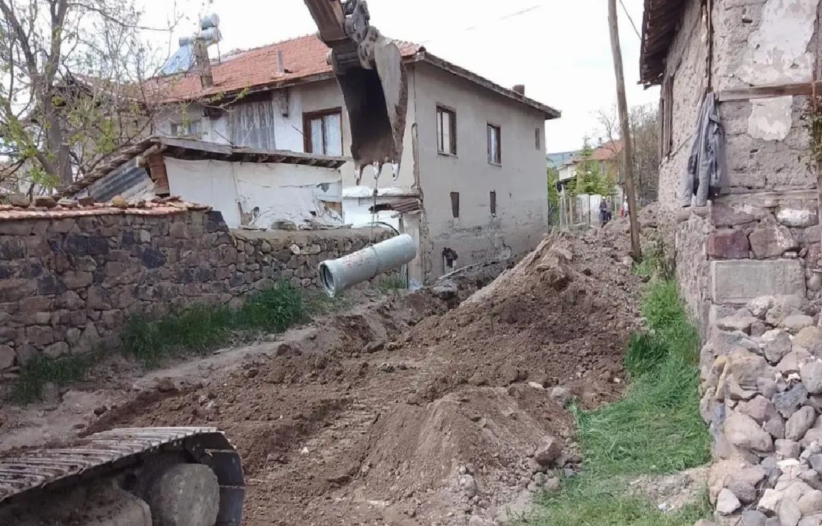 Güdül Belediyesi Altyapı Çalışmalarını Sürdürüyor