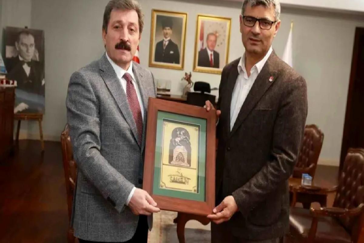 Gümüş Madalyalı Yusuf Dikeç, Vali’yi Ziyaret Etti