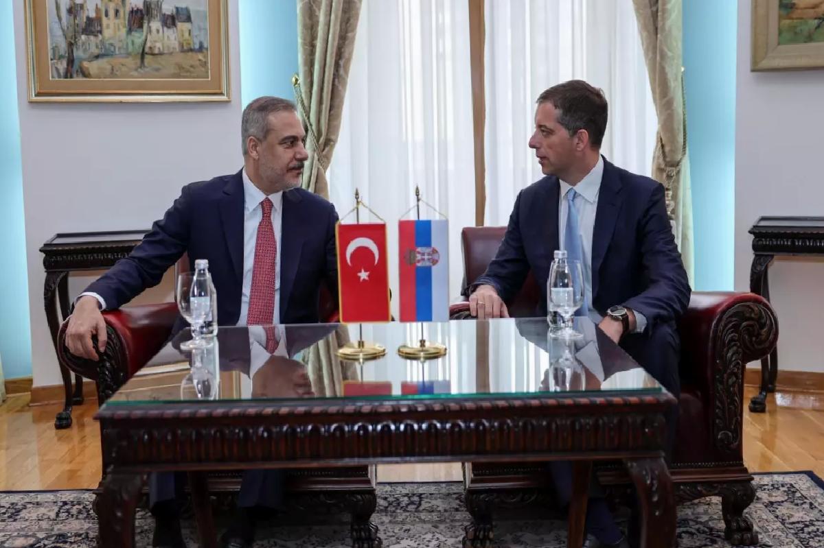 Hakan Fidan Belgrad’da